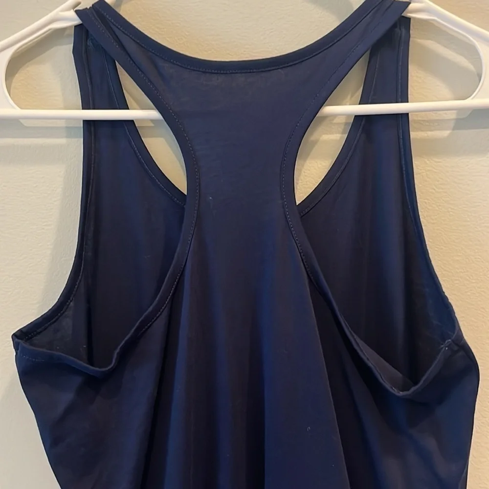Land’s End girls dress / swim cover up.  Size XL (14-16).  Navy and white.